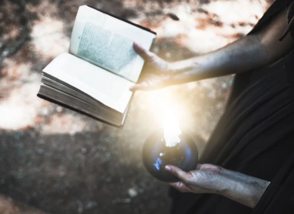 Accurate Psychic Guidance for Life Challenges