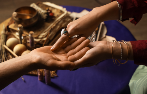 Trusted Palm Reading Expert in Mississauga, Canada